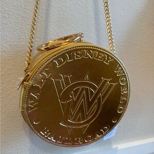 NWT WALT DISNEY WORLD RAILROAD CROSSBODY *DISNEY PARK’S OFFICIAL*